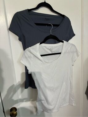No Boundaries Scoop Neck Tee Duo - White & Slate Blue